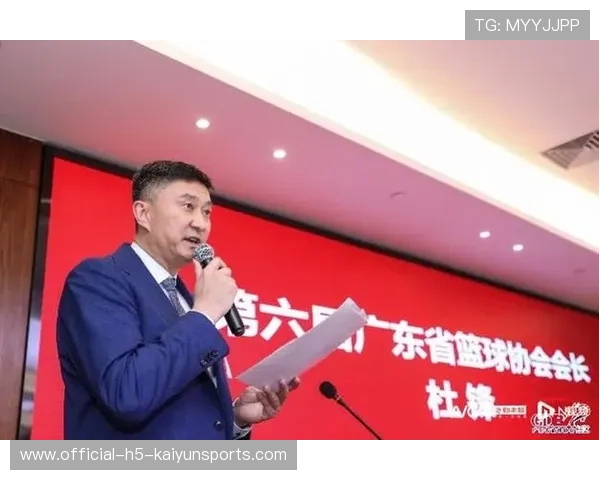 杜锋新赛季奇兵？广东2米05锋线成功升级再砍22分，杜锋在广东球衣号码